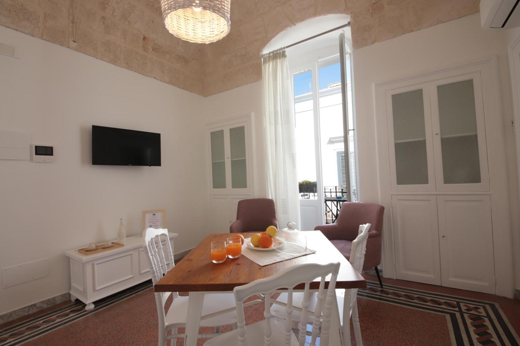Dimore Madi Con Terrazza โมโนโปลี ภายนอก รูปภาพ